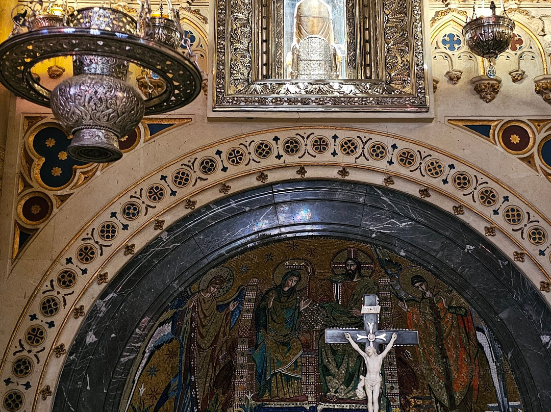 Black Madonna at Montserrat-蒙特塞拉特必去景点