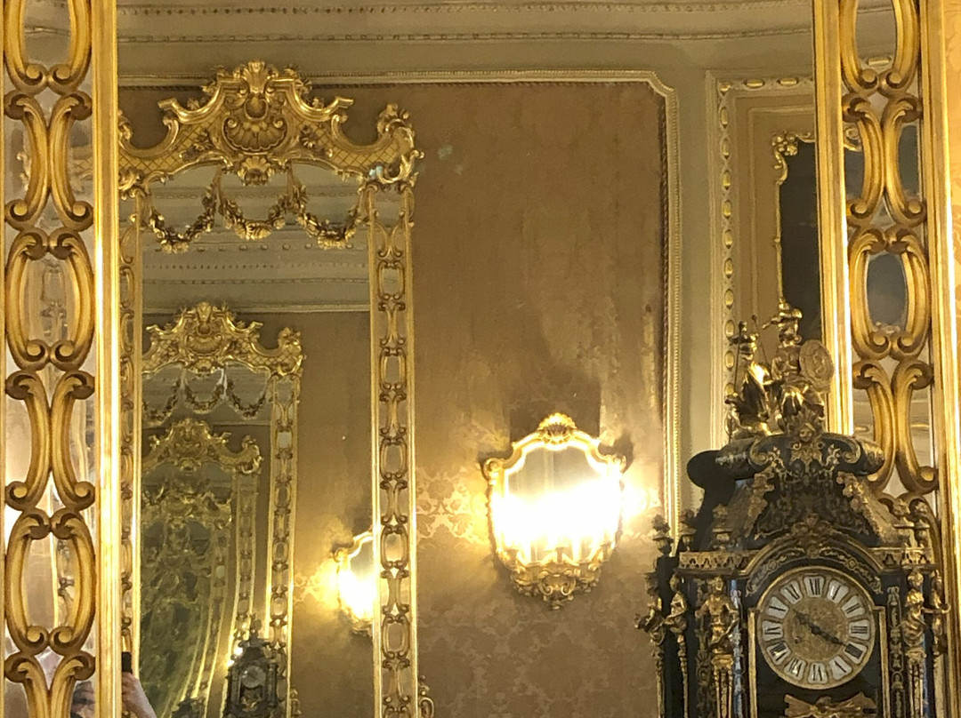 Ducezio Palace景点图片