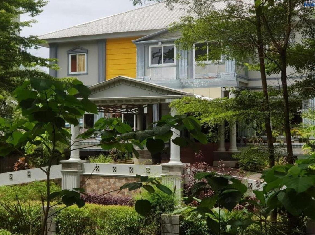 OYO 92778 Rumah Massagena Syariah Near Gedung Olahraga Enrekang