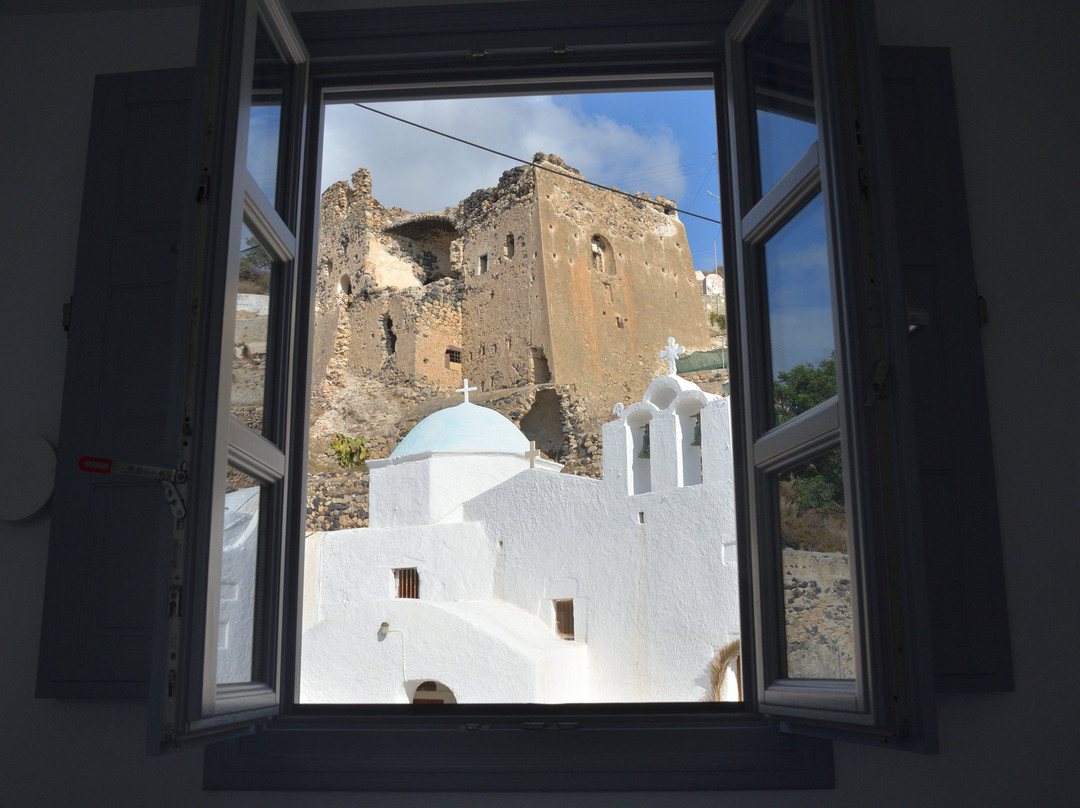 BlackStone Luxury Suites主图