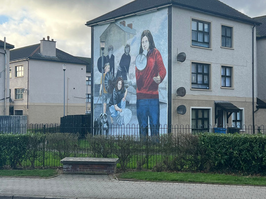 Bogside History Tours-德里必去景点