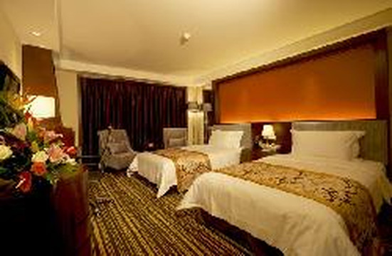 成都礼顿酒店主图