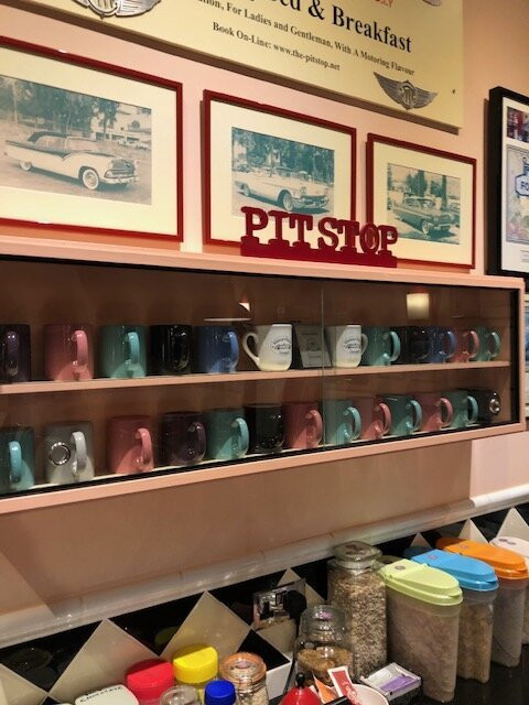 The PitStop Boutique Hotel主图
