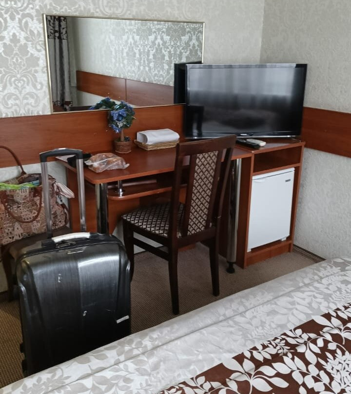 Paradise Hotel主图