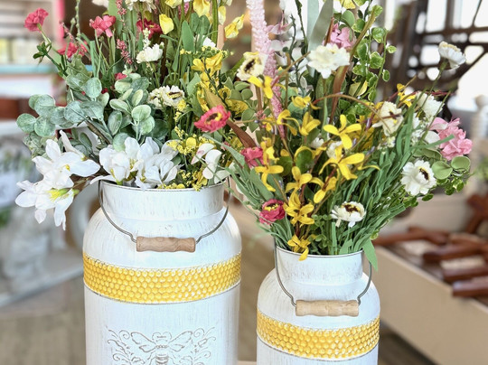 Main Street Boutique & Custom Print Shop-Gifford必去景点