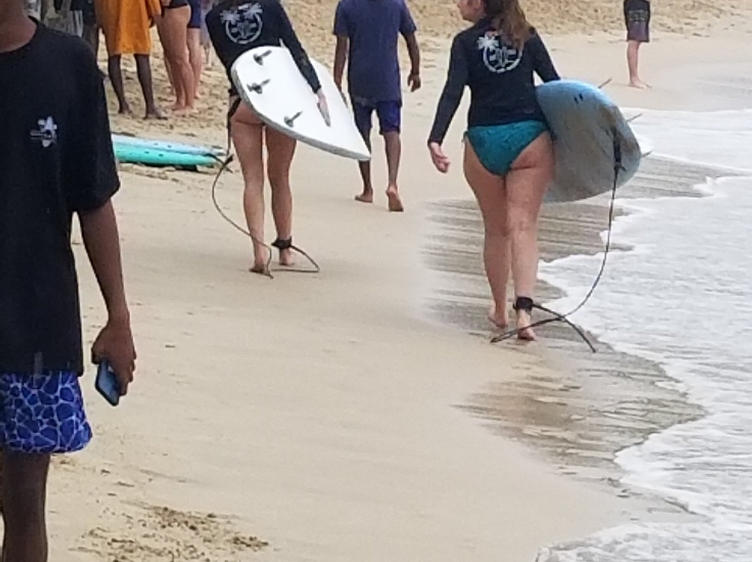 Surf School Hiriketiya Bay景点图片