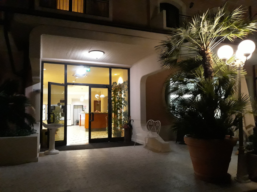 Hotel Villa Elena主图