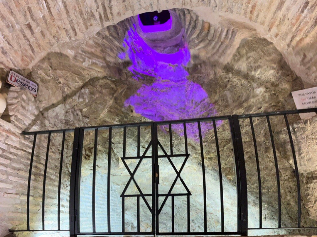 El Pozo De Los Deseos景点图片
