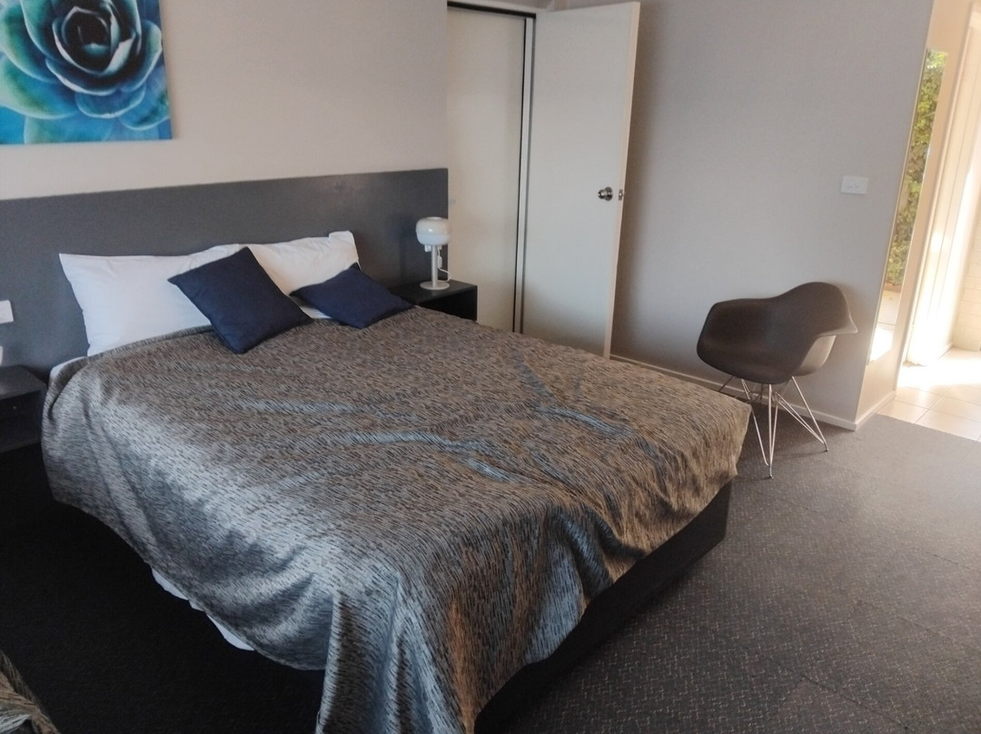 Central Deborah Motel主图