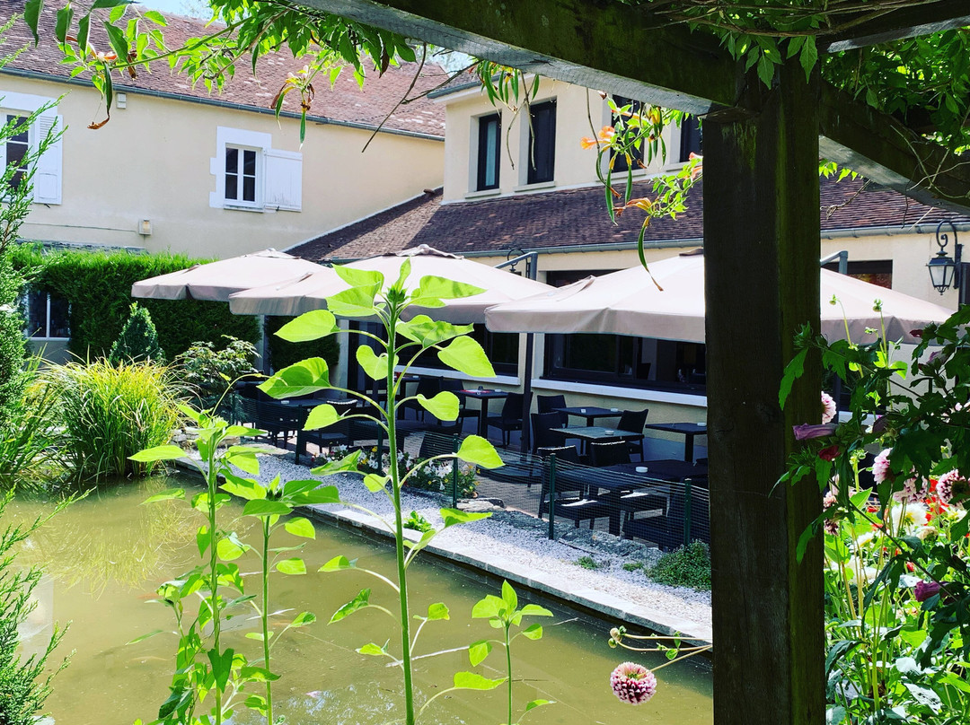 Logis Hôtel le Moulin de la Coudre主图