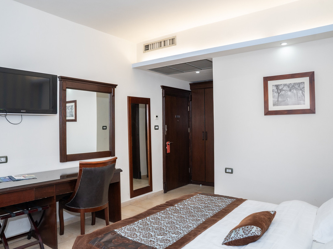 西萨玛酒店主图