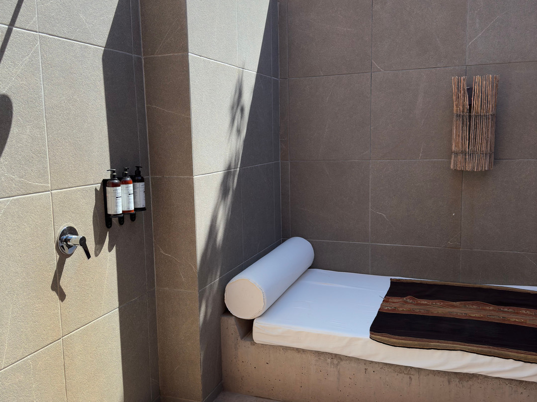 奥托阿塔卡马沙漠温泉酒店主图