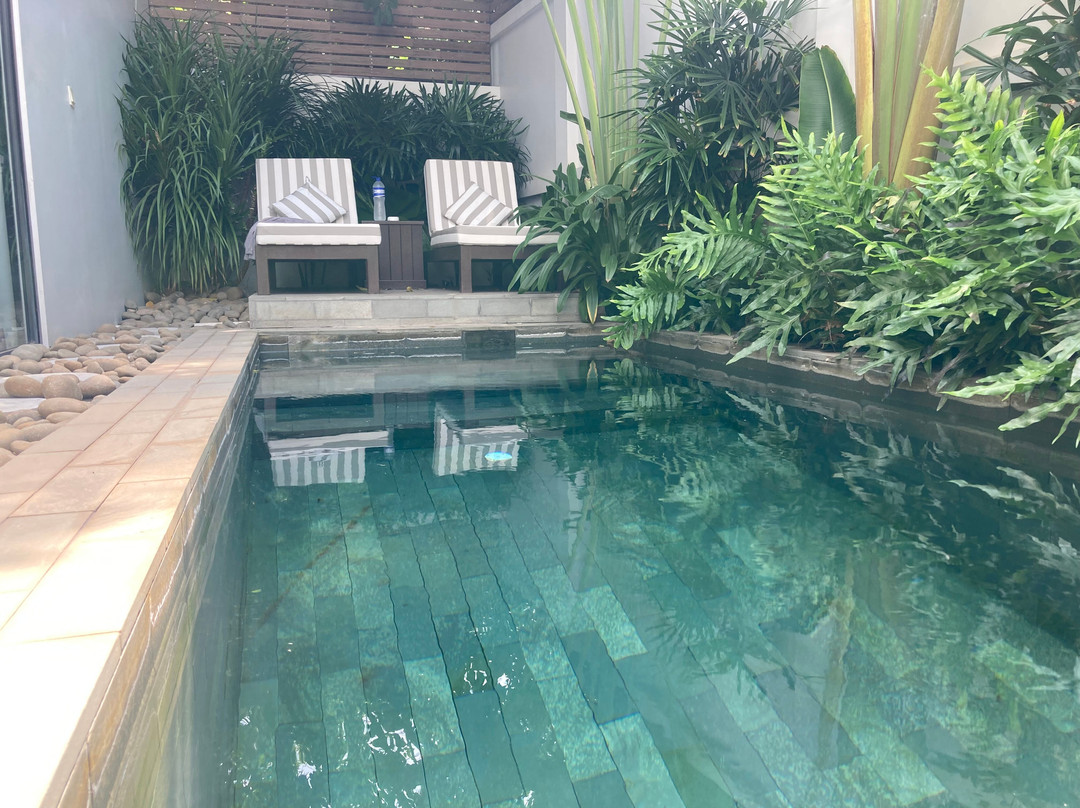 Eightfold Urban Resort主图