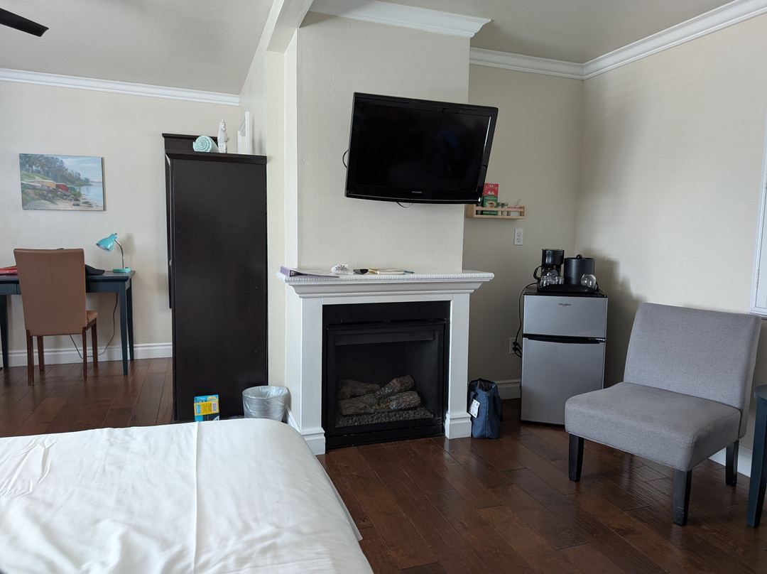 比池邦伽罗套房&酒店主图