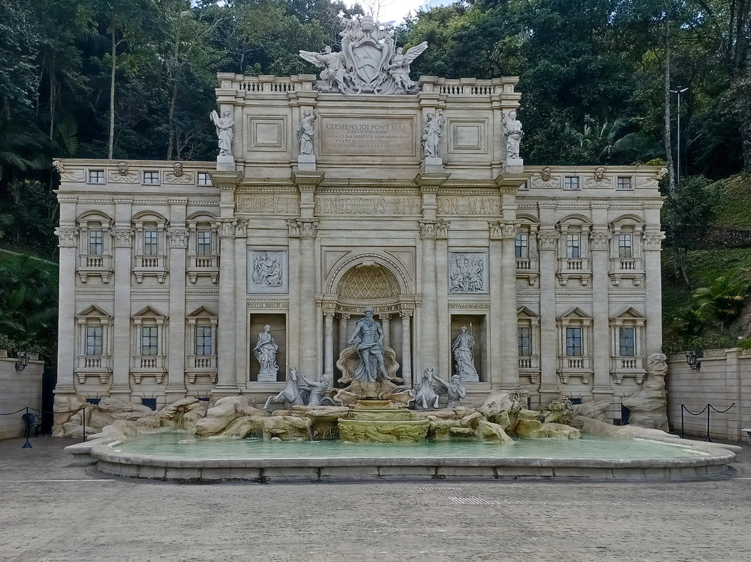 Fontana Di Trevi - Serra Negra/SP-塞拉内格拉必去景点
