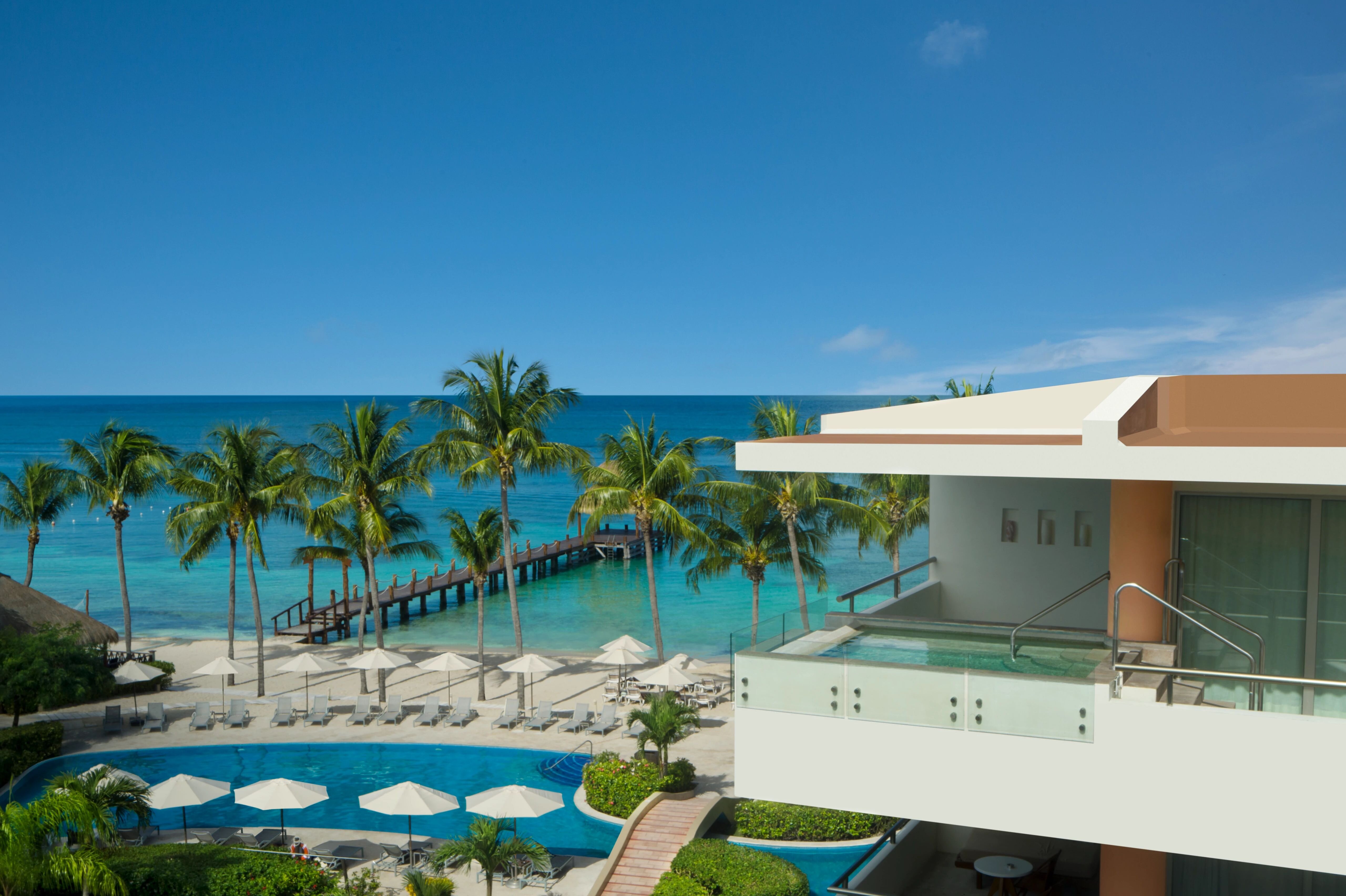 Secrets Aura Cozumel-泳池