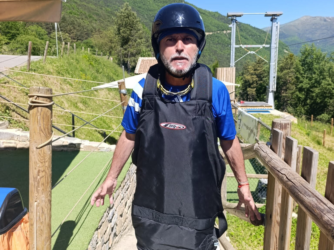 Tirolina Ordesa Pirineo景点图片