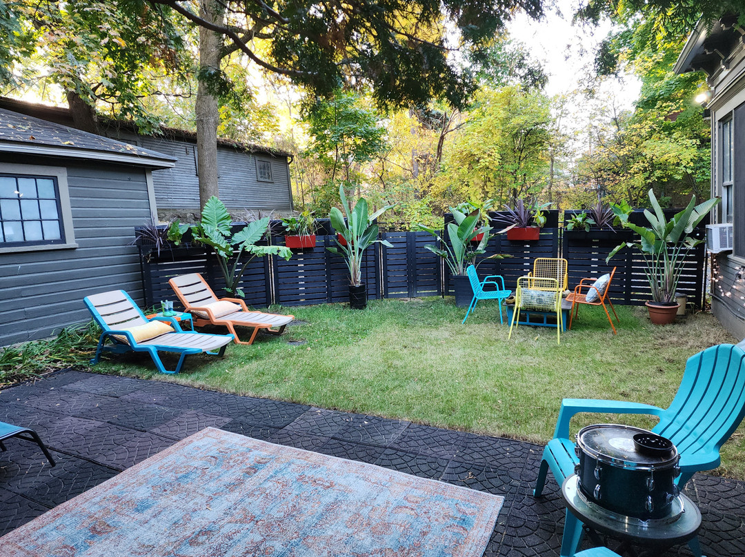 Made INN Vermont, an Urban-Chic Boutique Bed and Breakfast主图