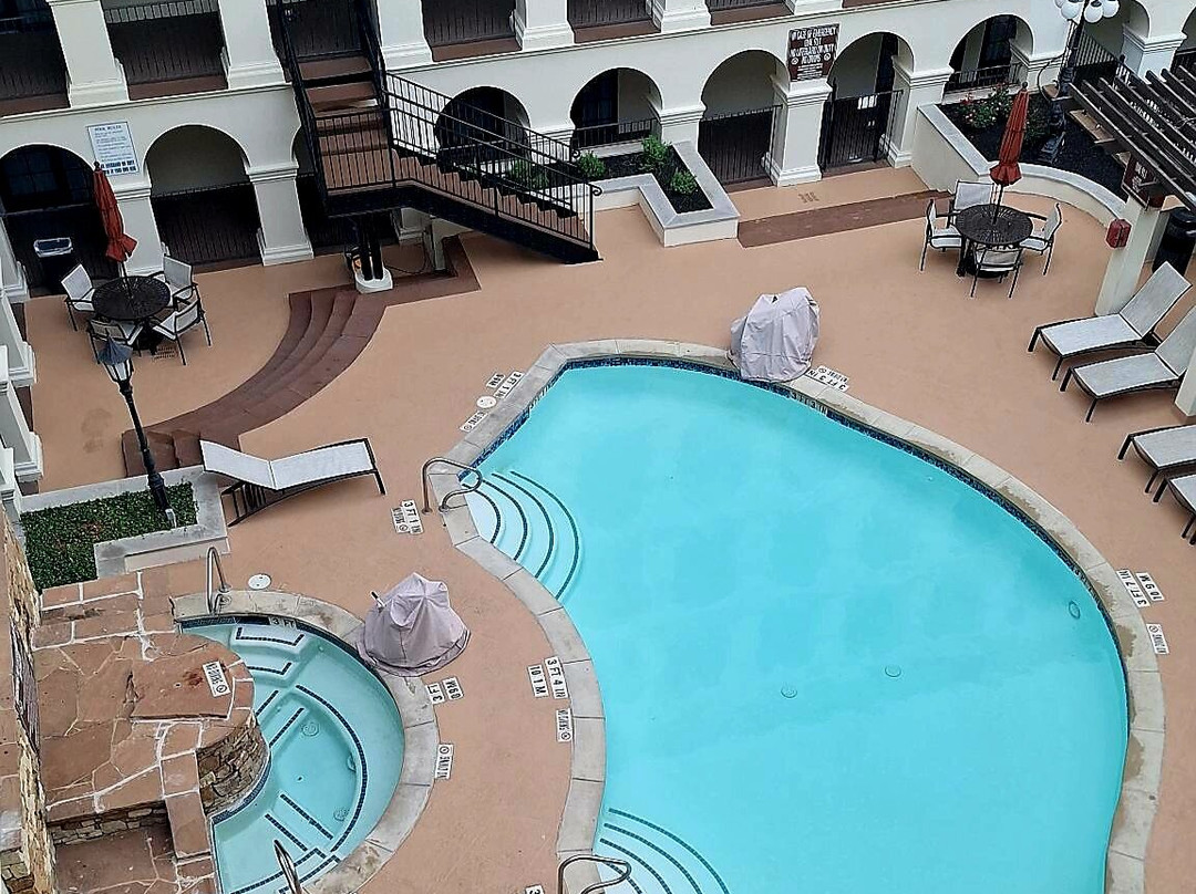 奥斯丁希尔顿逸林酒店主图