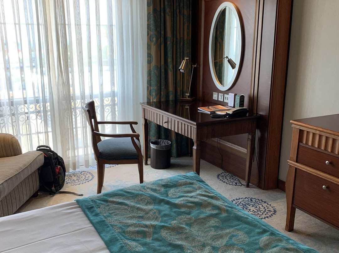 The Arkin Colony Hotel主图