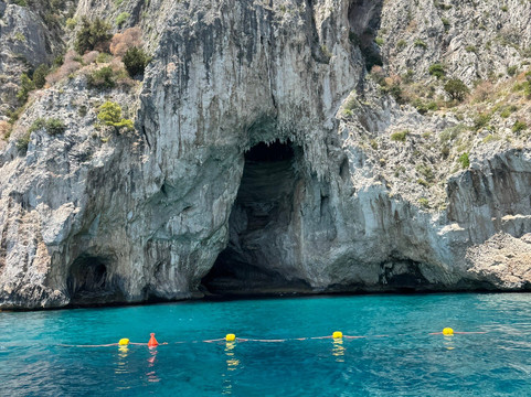 Gianni's Boat-卡碧岛必去景点