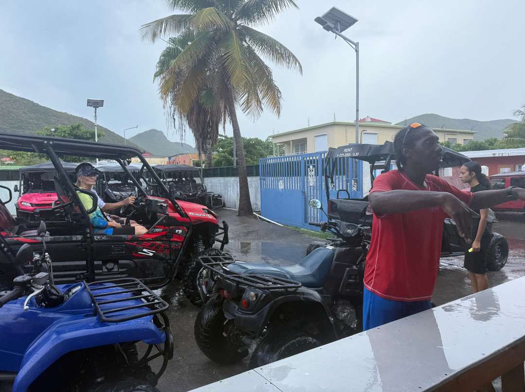 Blue Bubbles Sports & Tours-菲利普斯堡必去景点