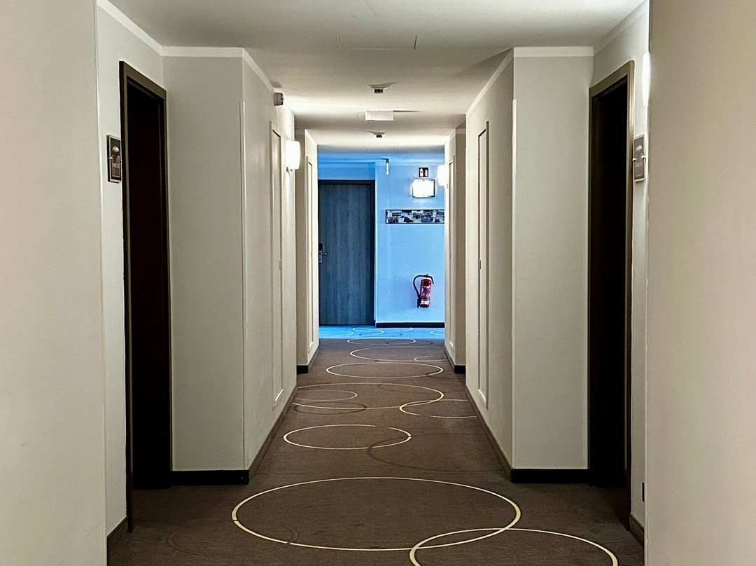 斯图加特格林根美居酒店主图