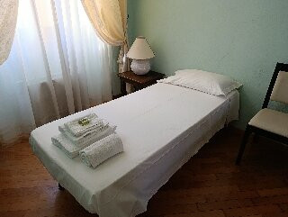 Piazza Azuni 18主图