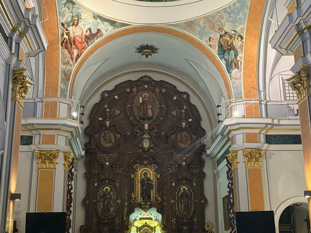 Església de Sant Jaume i Santa Anna-贝尼多姆必去景点