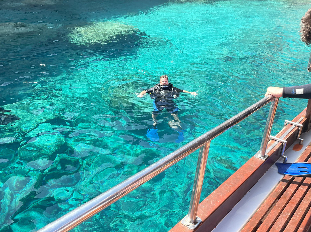 Mare Sud Diving Center-Kokkinos Pirgos必去景点