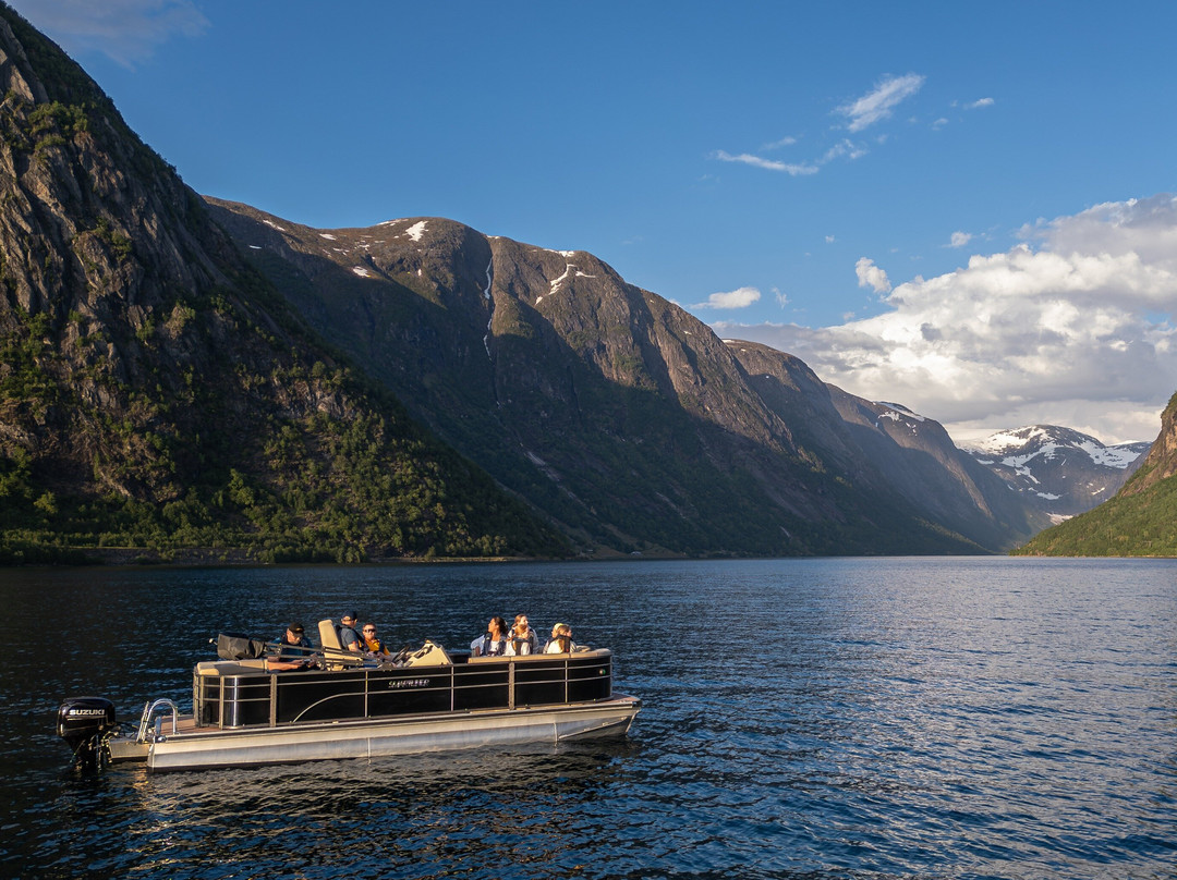 Jølster Boat Tours