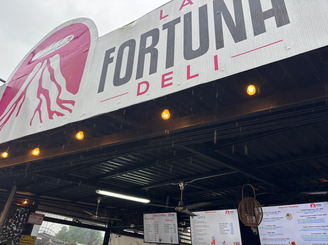 La Fortuna Deli