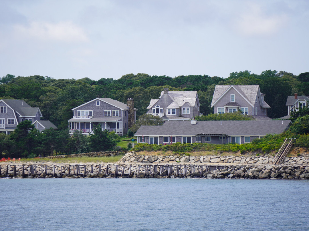 The Steamship Authority-Oak Bluffs必去景点