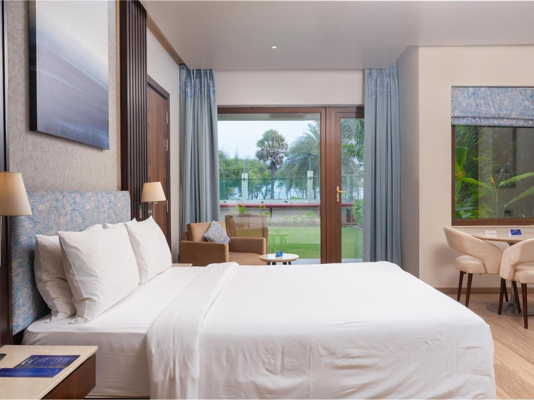 Radisson Blu Resort Visakhapatnam主图