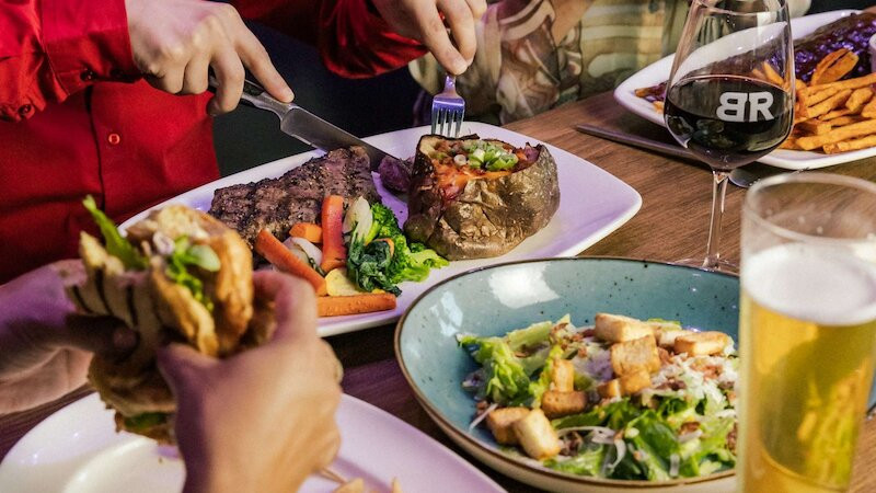 Bâton Rouge Grillhouse & Bar