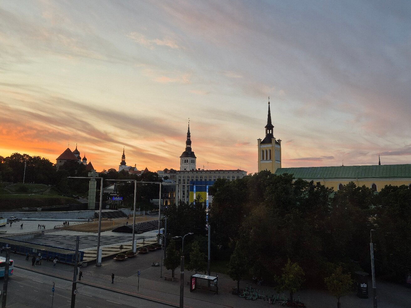 塔林宫殿酒店-官方