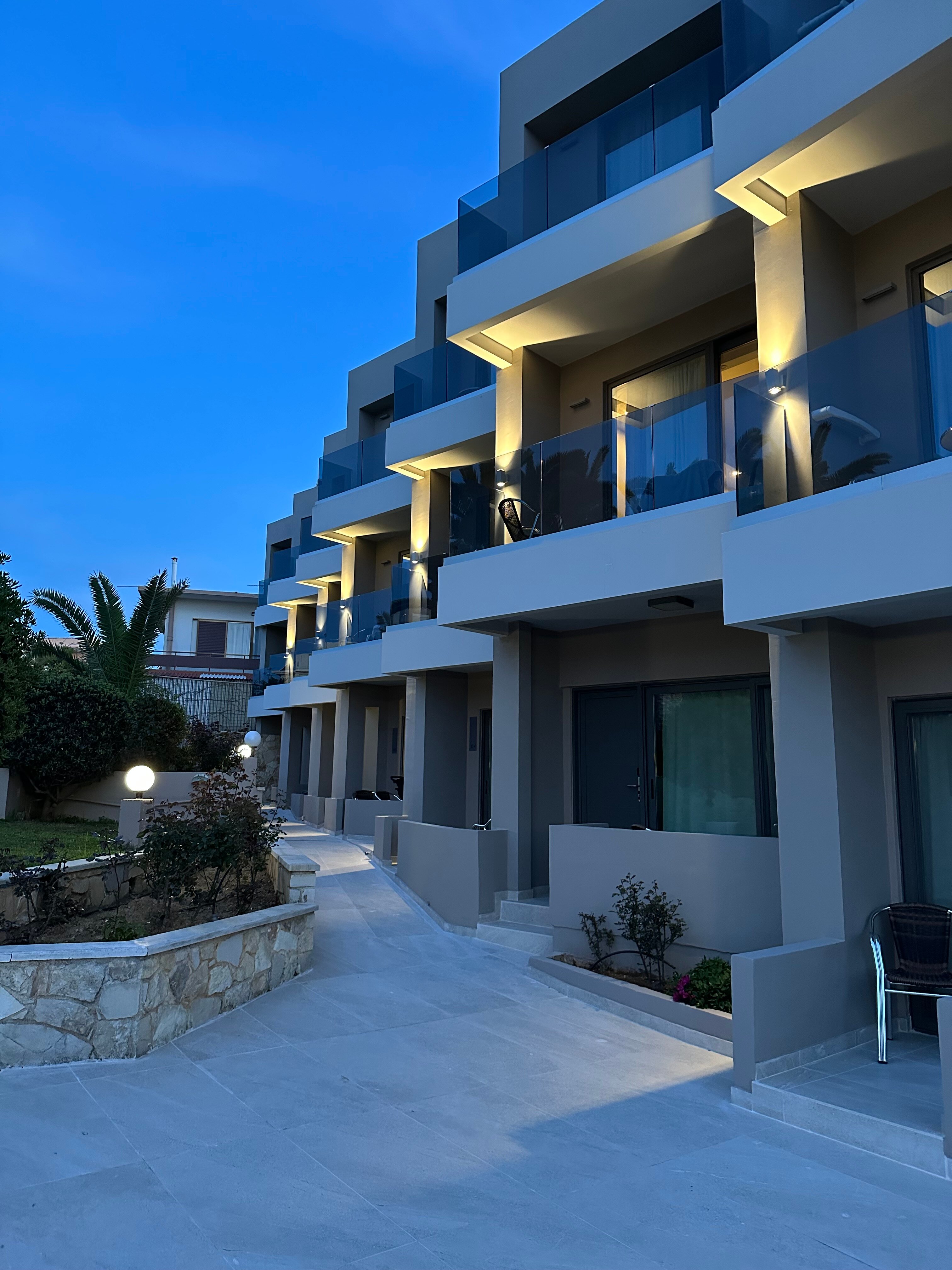 Atrion Resort Hotel-泳池