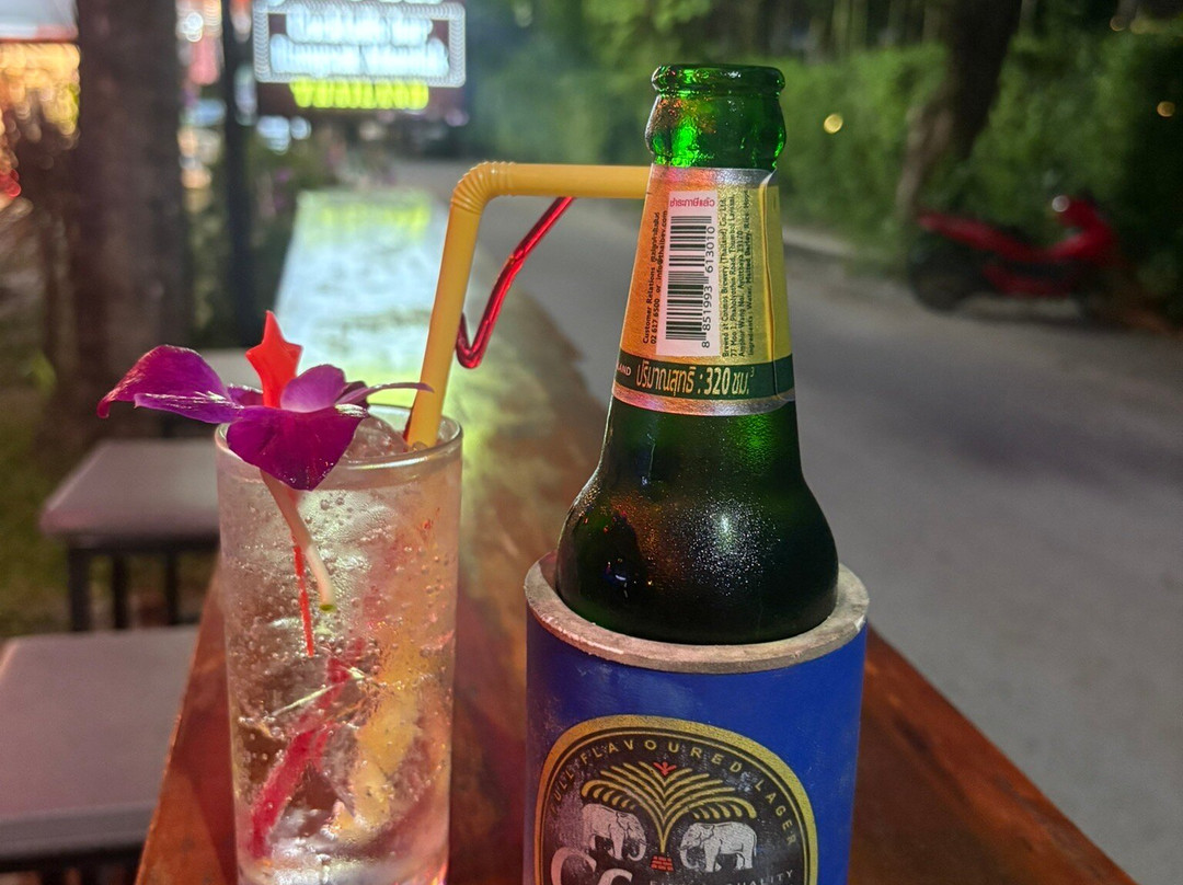 B52 Joe's Bar Bangsak-Bang Muang必去景点