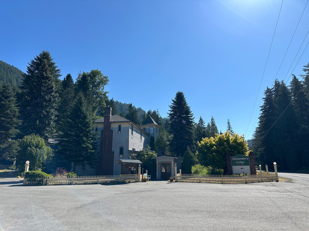 亚力山大的小屋和餐厅主图