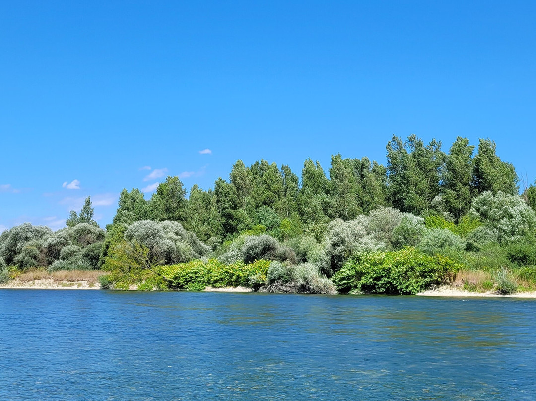 Canoe l'Esquimaude-Pont-d'Ain必去景点