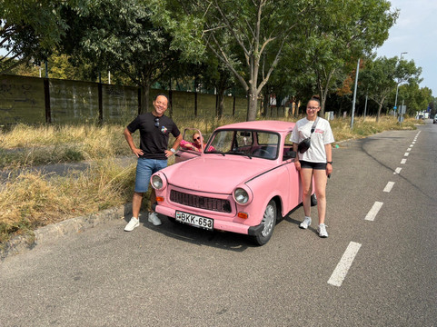 Pink Trabant Budapest-布达佩斯必去景点