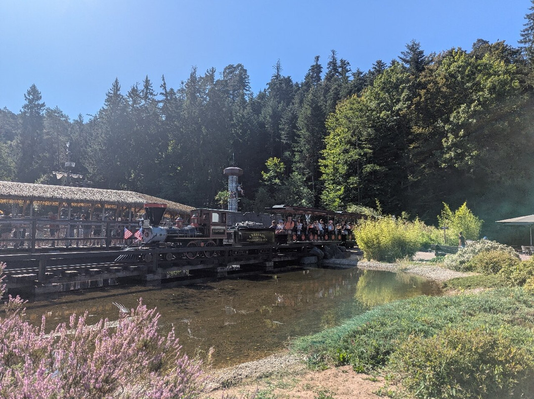 法雷斯伯杜斯城市游乐园-Jeanmenil必去景点