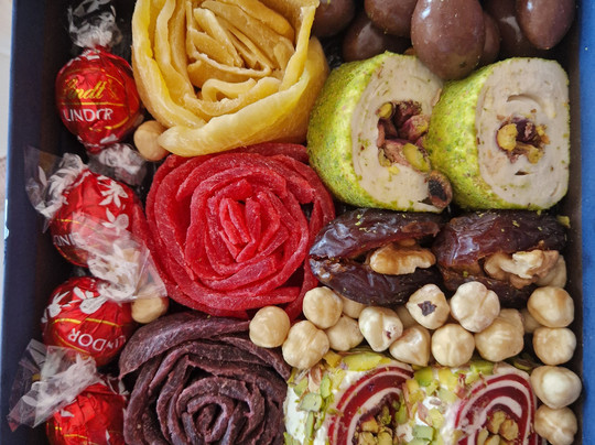 Orient Nuts-地拉那必去景点