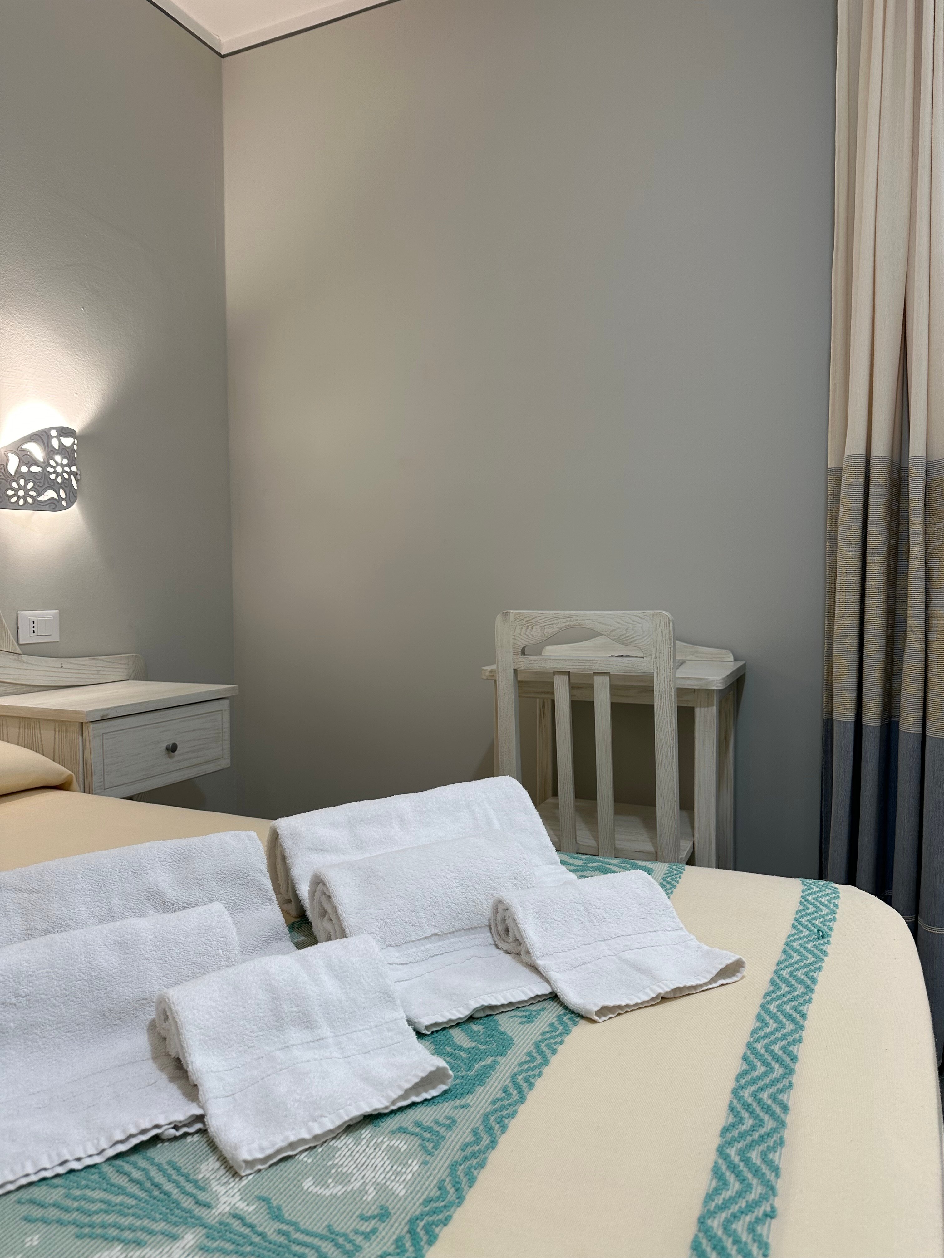 Hotel Cala Dei Pini-客卧