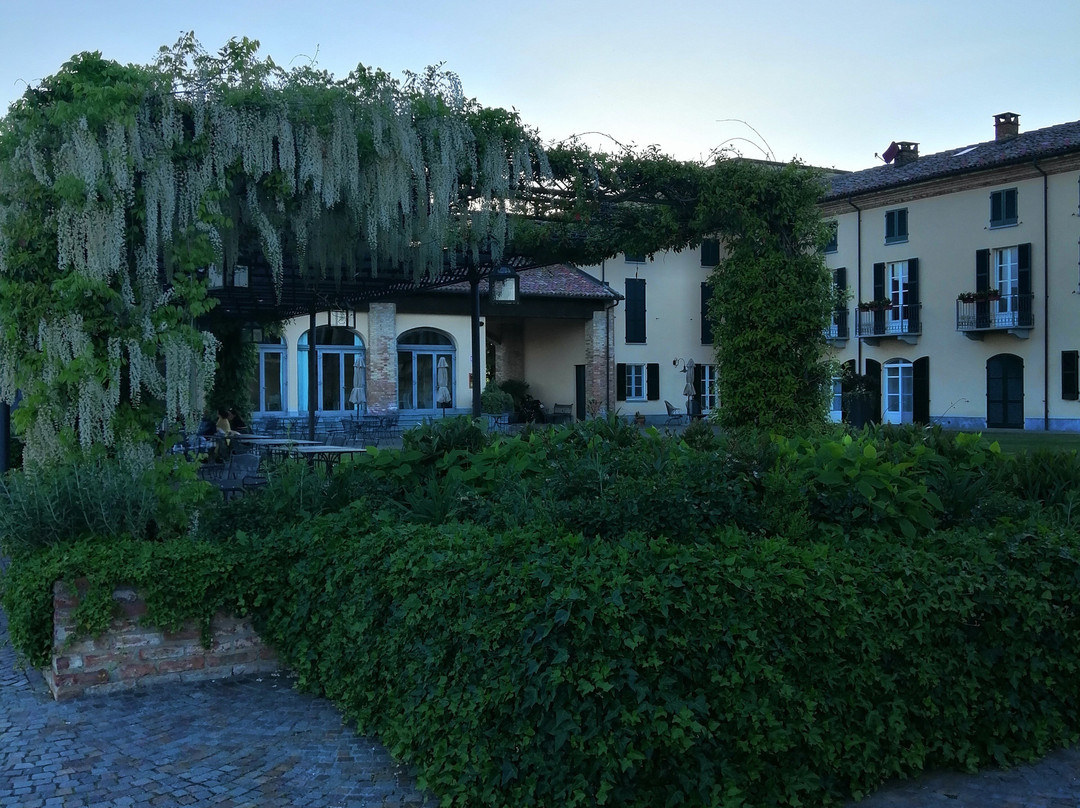 斯皮内罗拉农庄酒店 & 尤维亚斯宾纳餐厅