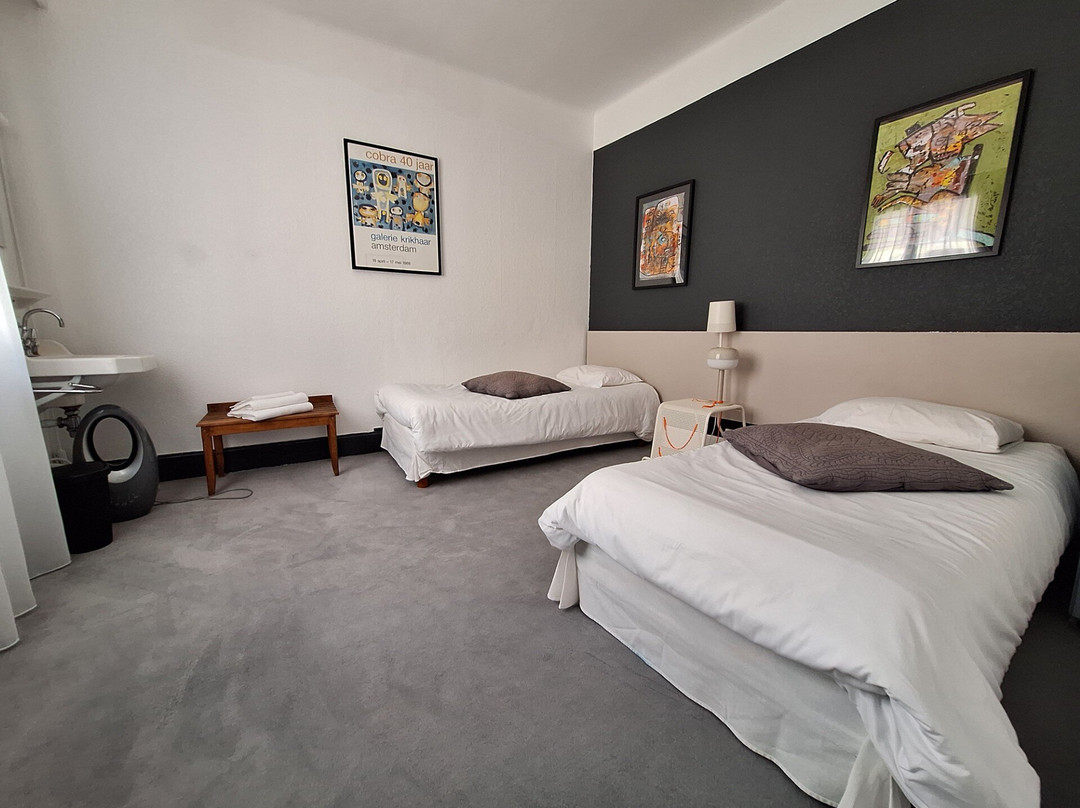 Trianon Hotel Vichy主图