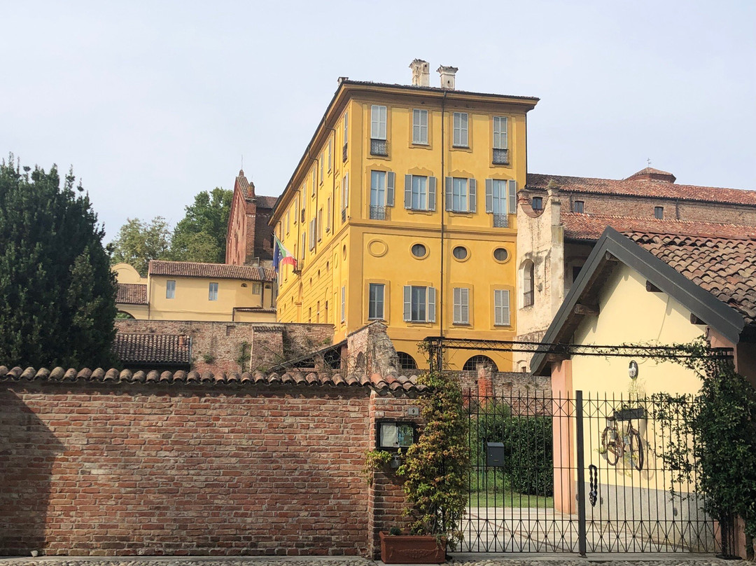 Abbazia Santa Maria di Morimondo-Morimondo必去景点