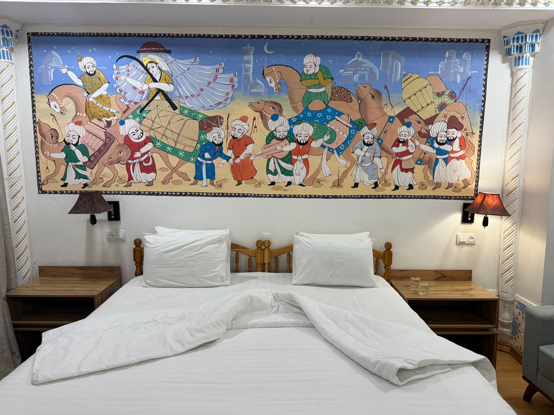 Amelia Hotel主图