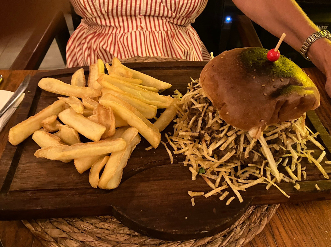 Moments Restaurant And Cocktail Bar