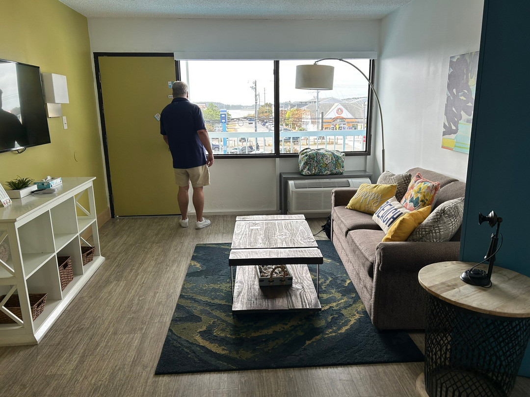 Beach House Dewey主图